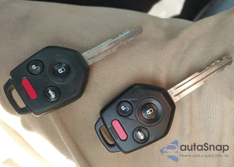 2015 Subaru Outback 2.5I Limited z USA, uszkodzony, nr VIN 4S4BSAJCXF3340048